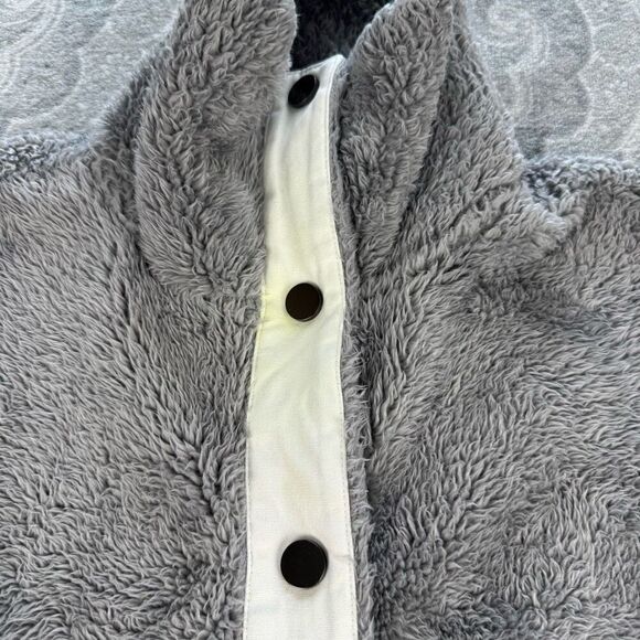 Womens Varley Furry Jacket - Picture 6 of 6